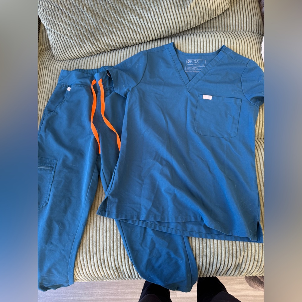Figs Teal Scrub Set